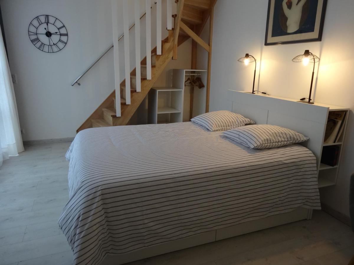Les Petites Tuileries Bed and Breakfast Bray-sur-Seine Exteriör bild